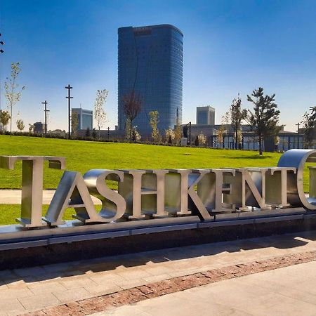 Апартаменты У Парка Голубые Купола И Цум Apartments At Blue Dome Park Tasjkent Buitenkant foto