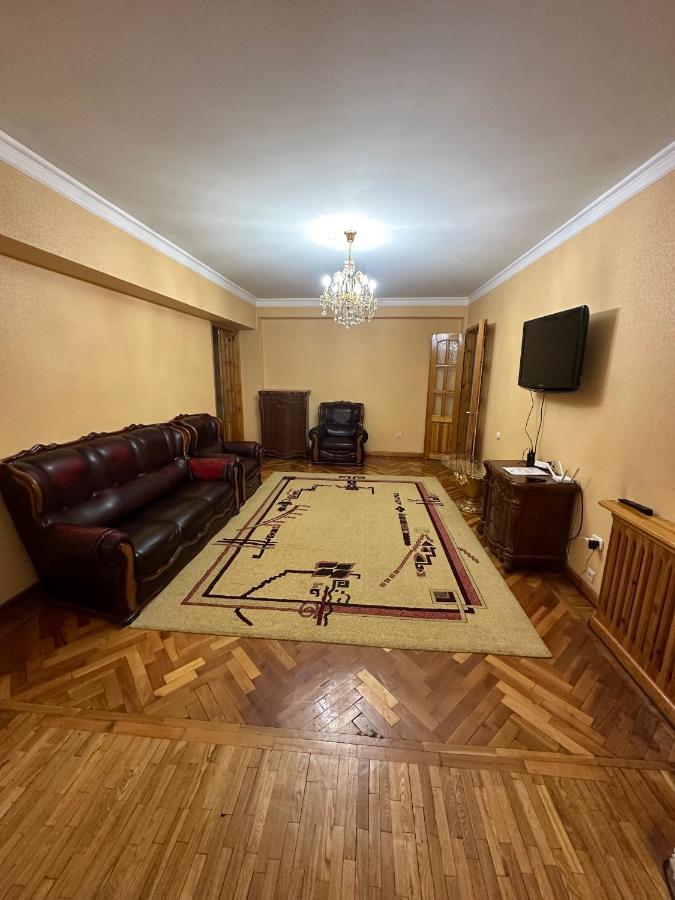 Апартаменты У Парка Голубые Купола И Цум Apartments At Blue Dome Park Tasjkent Buitenkant foto