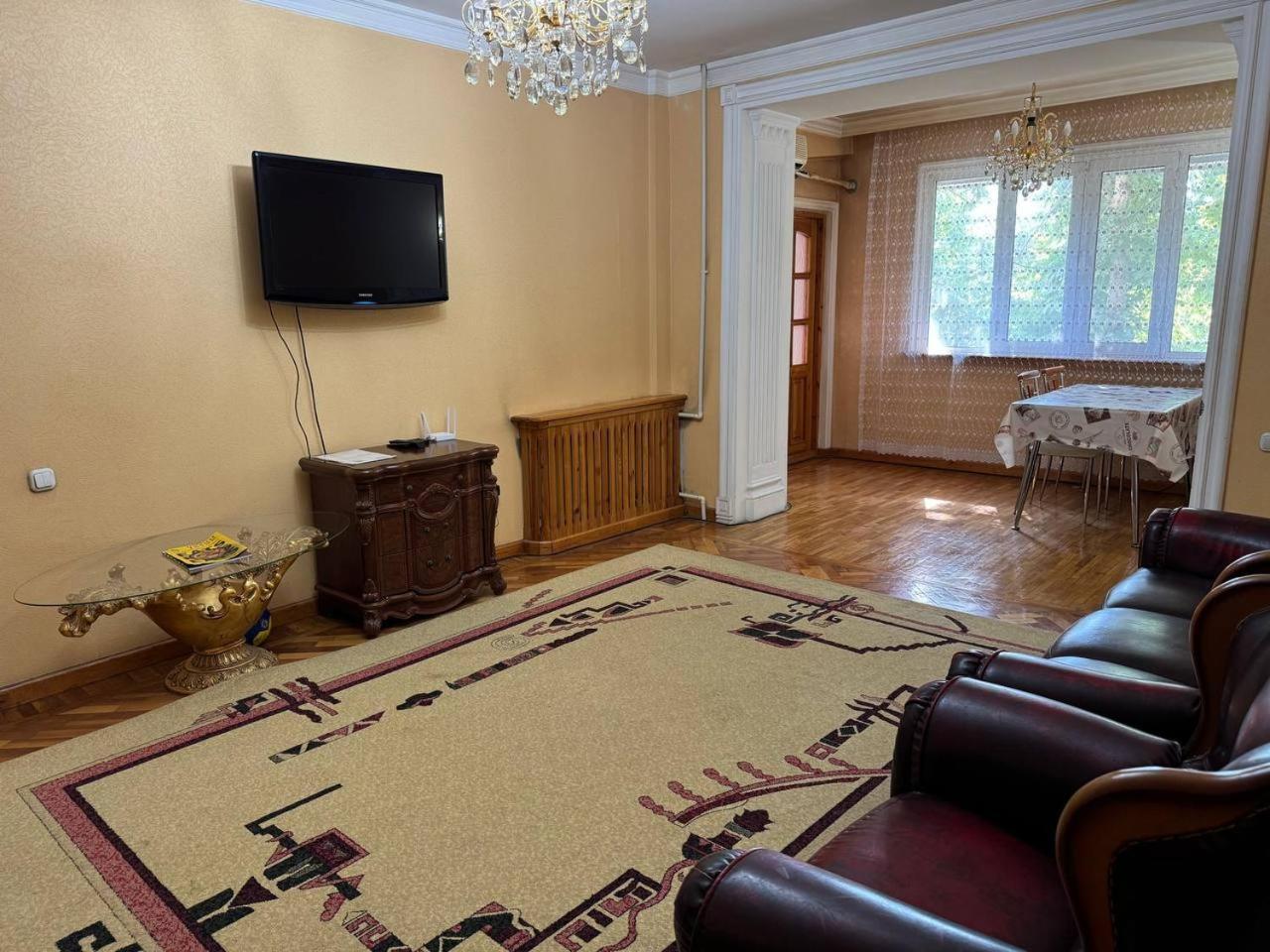 Апартаменты У Парка Голубые Купола И Цум Apartments At Blue Dome Park Tasjkent Buitenkant foto